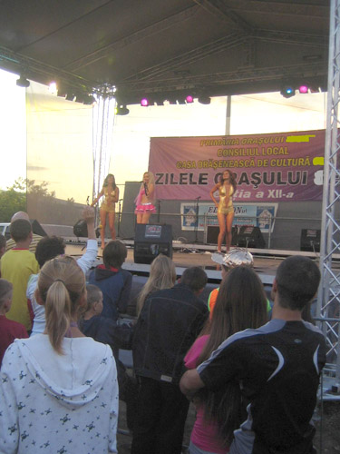 Foto concert Alexia - Zilele orasului Seini 2009 (c) eMaramures.ro